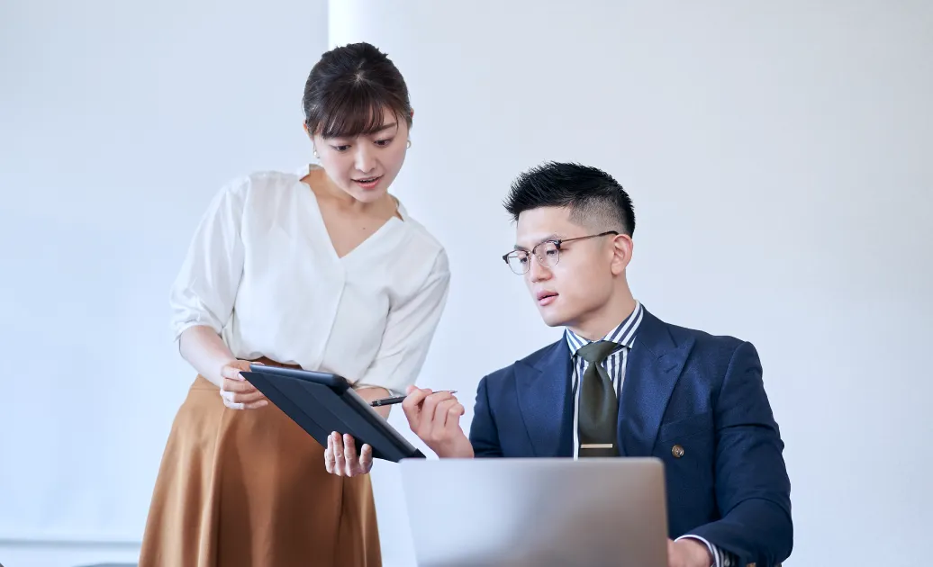 企業IR担当者と投資家が対面で意見交換する1on1ミーティング