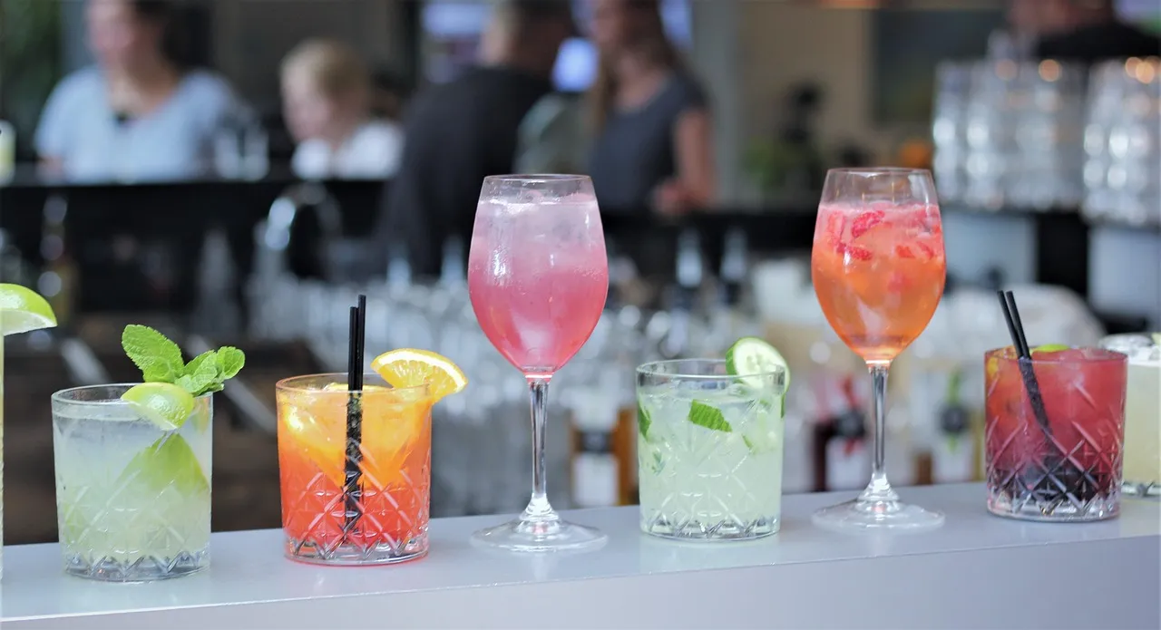 ジュエリー職人による講演、展示会における日英、日伊通訳